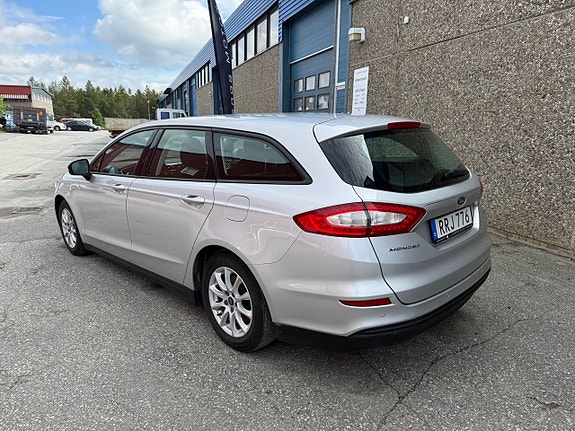 Ford Mondeo 4 of 5