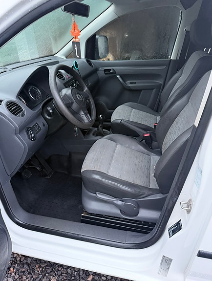 Volkswagen Caddy 4 of 5