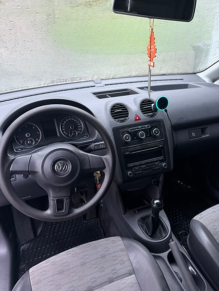 Volkswagen Caddy 5 of 5