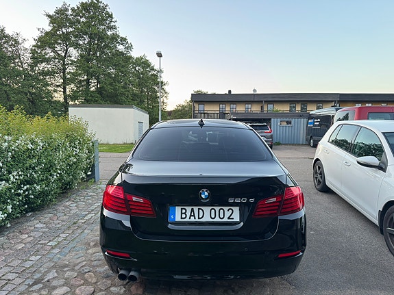 BMW 520d 4 of 5