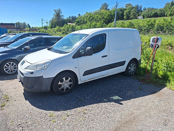 Peugeot Partner 3 of 3