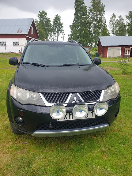 Mitsubishi Outlander 4 of 5