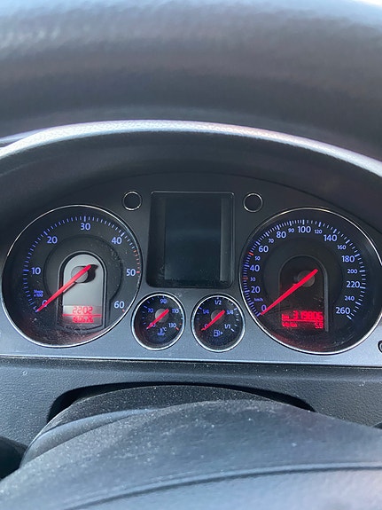Volkswagen Passat 4 of 5