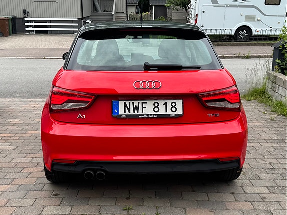 Audi A1 3 of 11