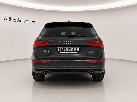 Audi Q5 7 of 14