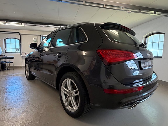 Audi Q5 6 of 15
