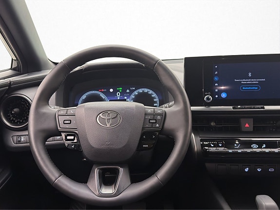 Toyota C-HR 13 of 30