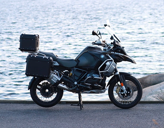 BMW R 1250 GSA (Adventure) Exclusive 2 of 6