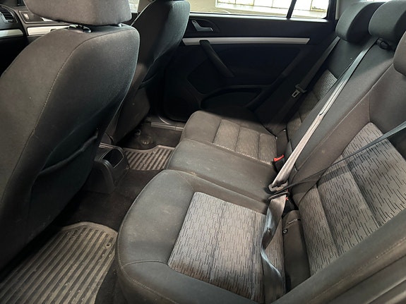 Skoda Octavia 9 of 10