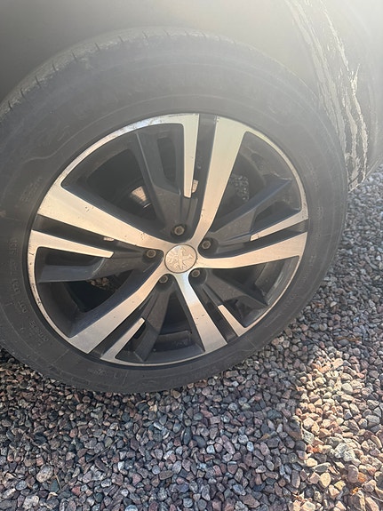 Peugeot 3008 6 of 8
