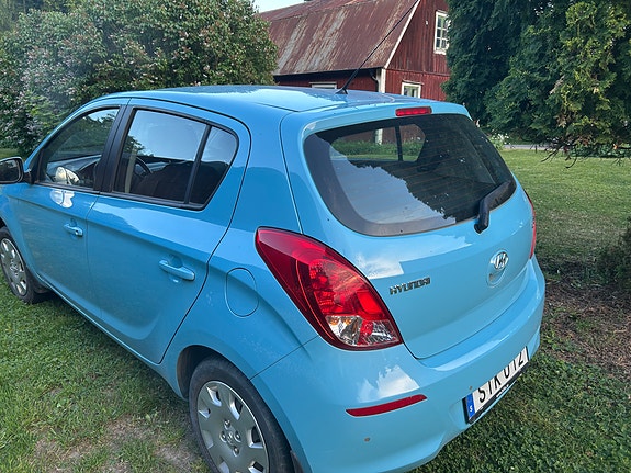 Hyundai i20 3 of 5