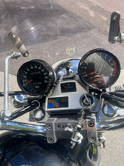 Kawasaki VN750 A-D 3 of 5