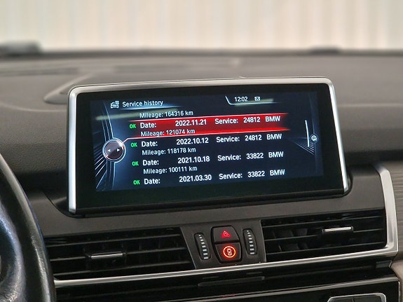 BMW 220d 26 of 30