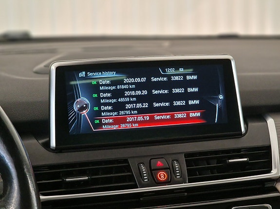 BMW 220d 25 of 30
