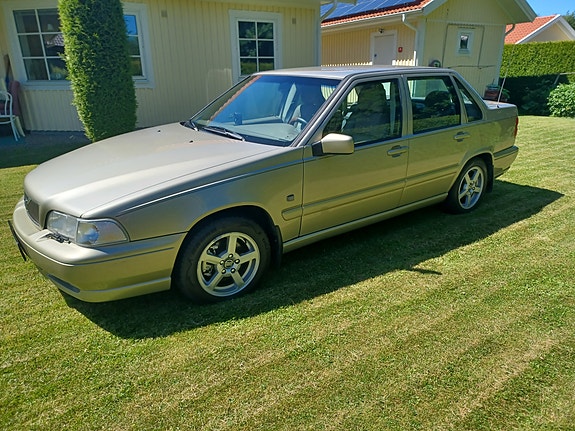 Volvo S70 5 of 5
