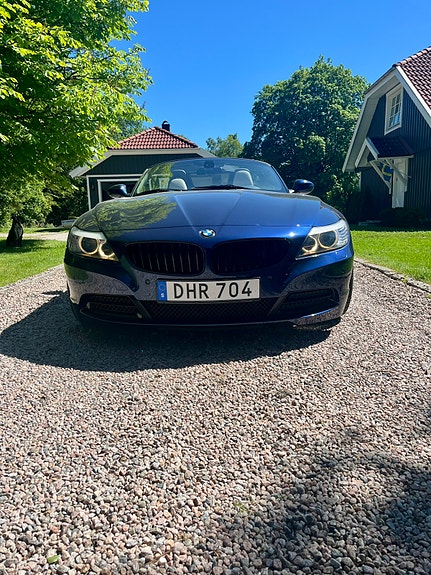 BMW Z4 2 of 5
