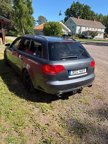 Audi A4 4 of 4
