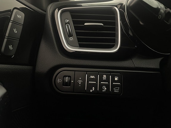 Kia XCeed 17 of 30
