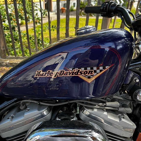 Harley-Davidson Harley-Davidson XL1200S Sportster Sport 2 of 5
