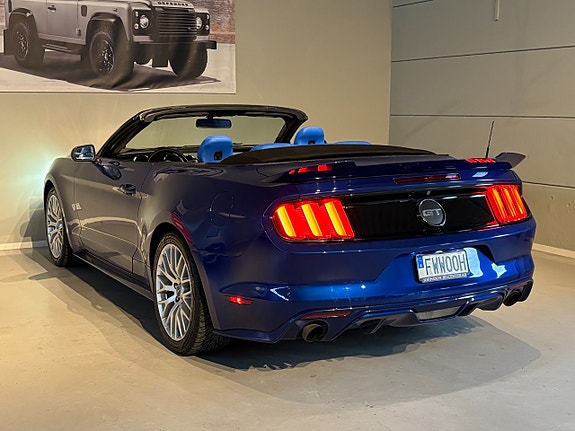 Ford Mustang 15 of 18