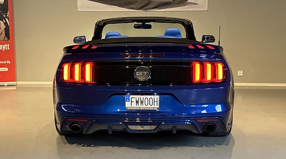 Ford Mustang 16 of 18