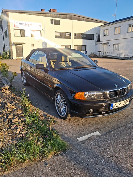 BMW 323Ci 4 of 7