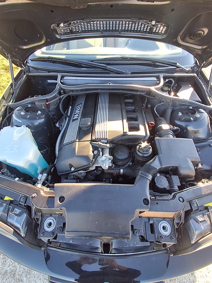 BMW 323Ci 7 of 7