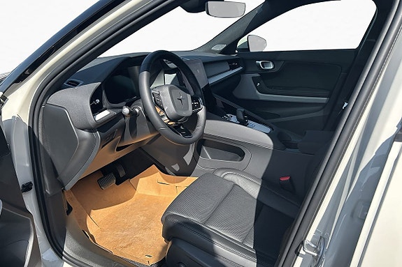 Polestar 2 10 of 16