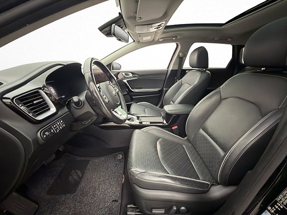 Kia Ceed 11 of 30