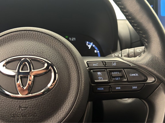 Toyota Yaris Cross 17 of 30