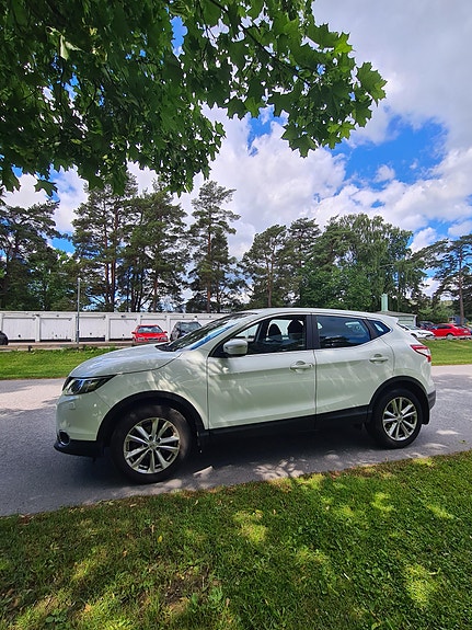 Nissan Qashqai 3 of 15