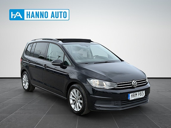 Volkswagen Touran 7 of 30