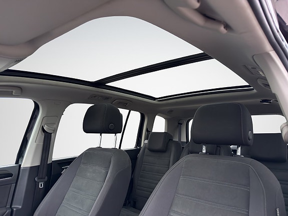 Volkswagen Touran 22 of 30