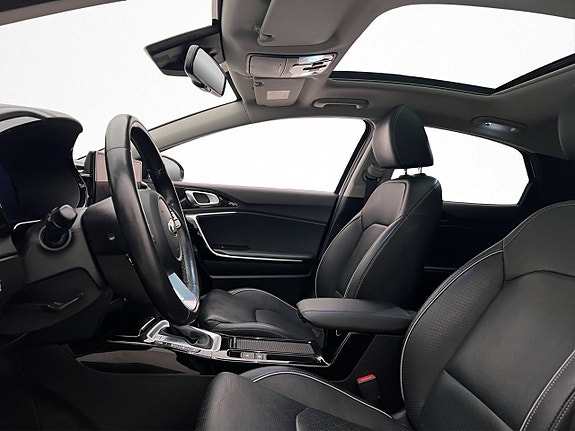 Kia XCeed 12 of 30