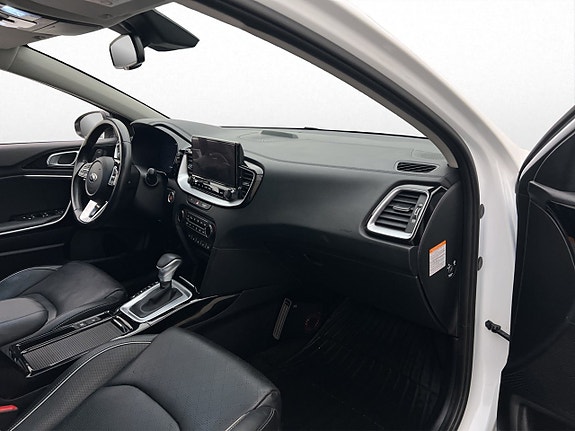 Kia XCeed 28 of 30