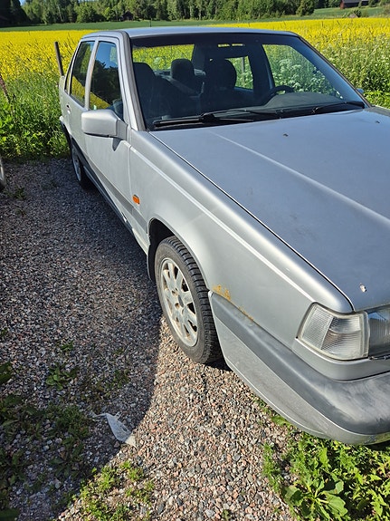 Volvo 850 3 of 5