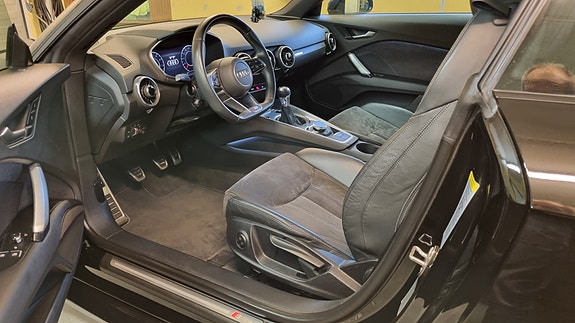 Audi TT 5 of 5