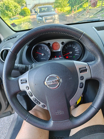 Nissan Qashqai 4 of 5