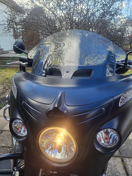 INDIAN Chieftain 4 of 5