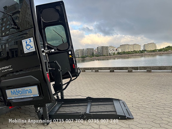 Ford Transit 29 of 30