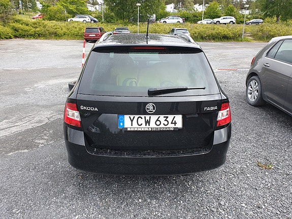 Skoda Fabia 3 of 5