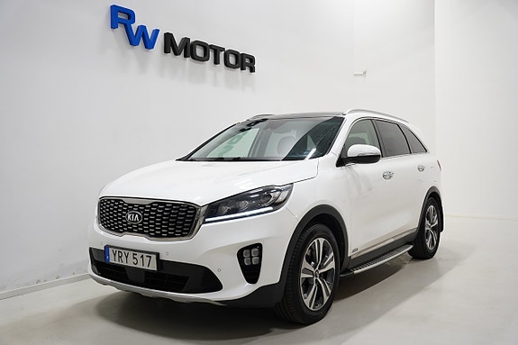 Kia Sorento 2 of 26