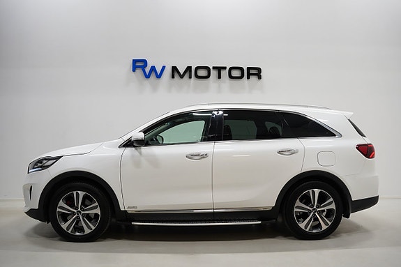 Kia Sorento 3 of 26