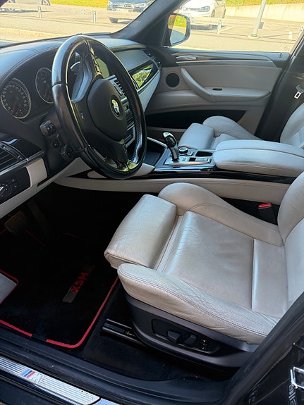 BMW X5 M 8 of 29