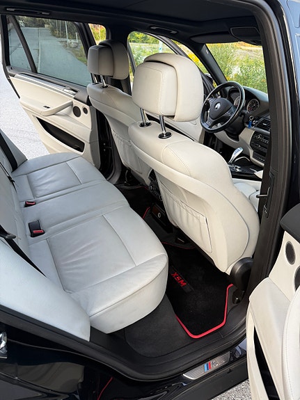 BMW X5 M 9 of 29