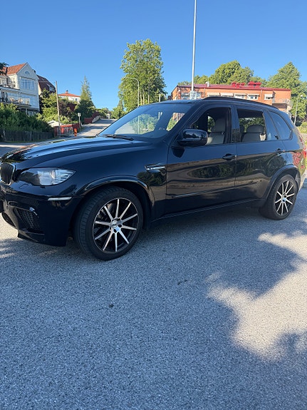 BMW X5 M 3 of 29