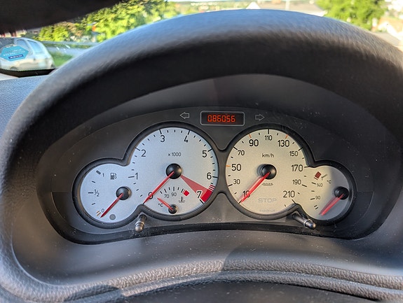 Peugeot 206 SW 7 of 11