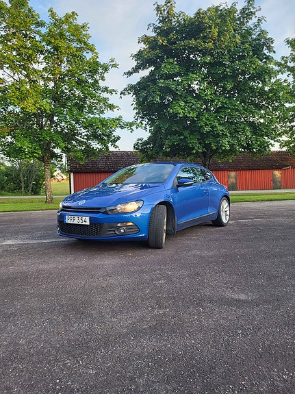 Volkswagen Scirocco 2 of 5