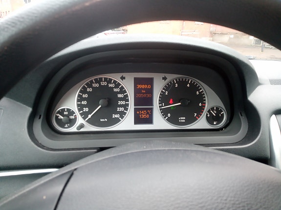Mercedes-Benz B170 9 of 9