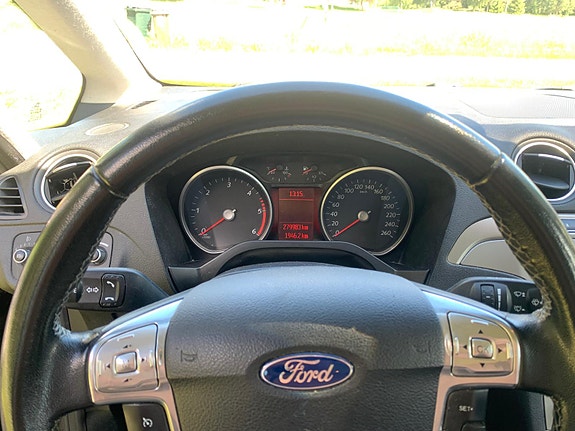 Ford S-MAX 5 of 5